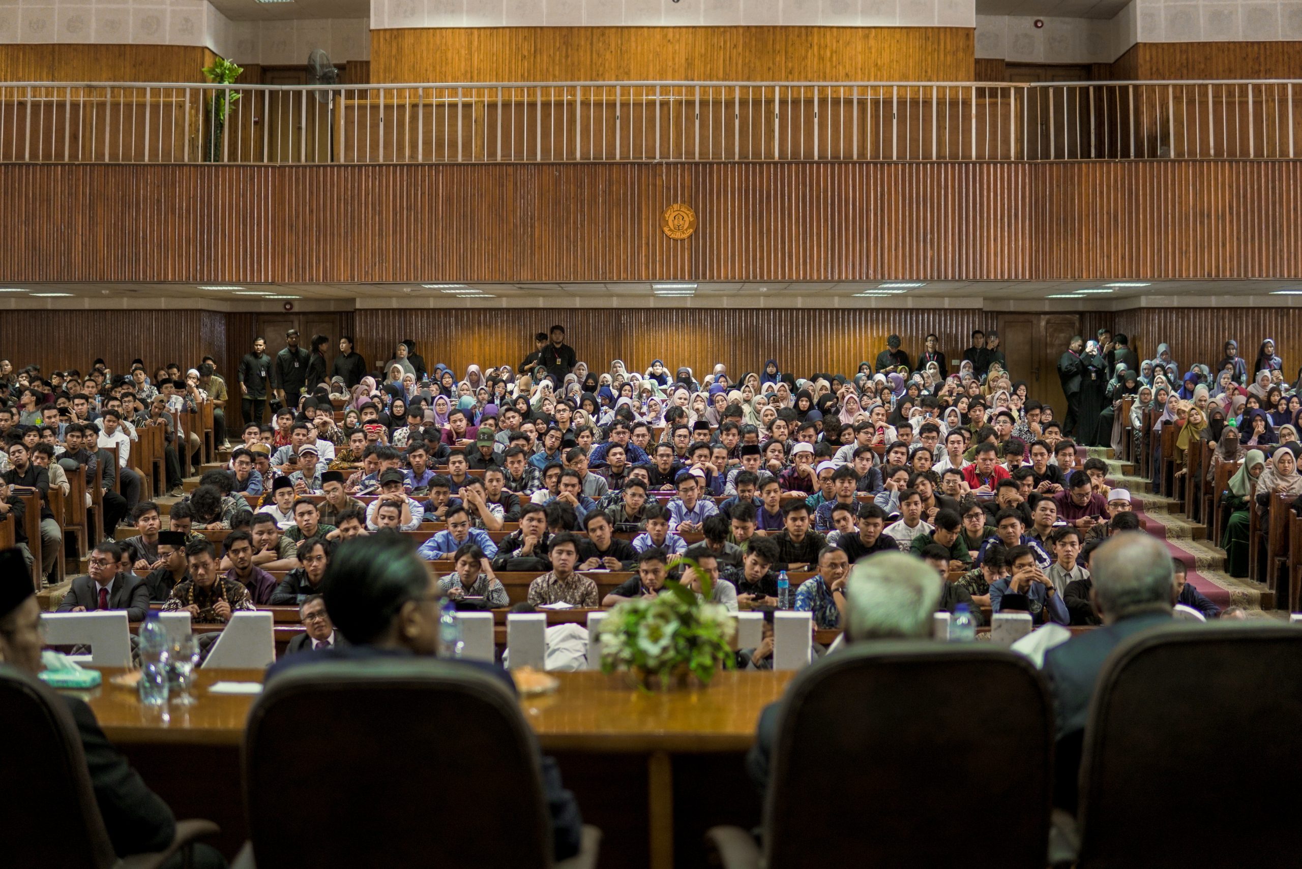 Dua Seminar Besar Untuk Masisir : Bukti Kepedulian Tokoh Nasional Pada Azhari !