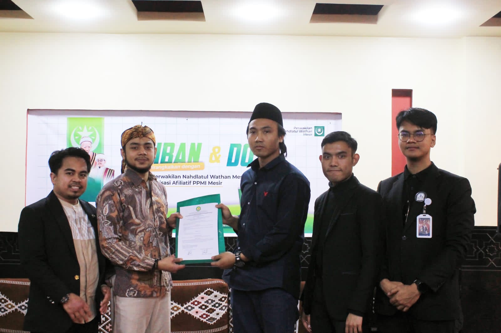 Hiziban dan Doa Iringi Peresmian Pwk NW Mesir sebagai Afiliatif di PPMI Mesir